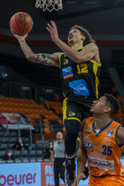 另一位广受 另一位广受