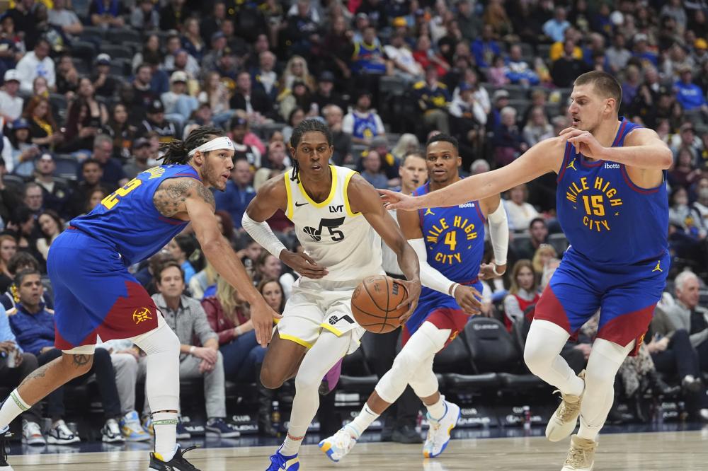 在前场进行 在前场进行